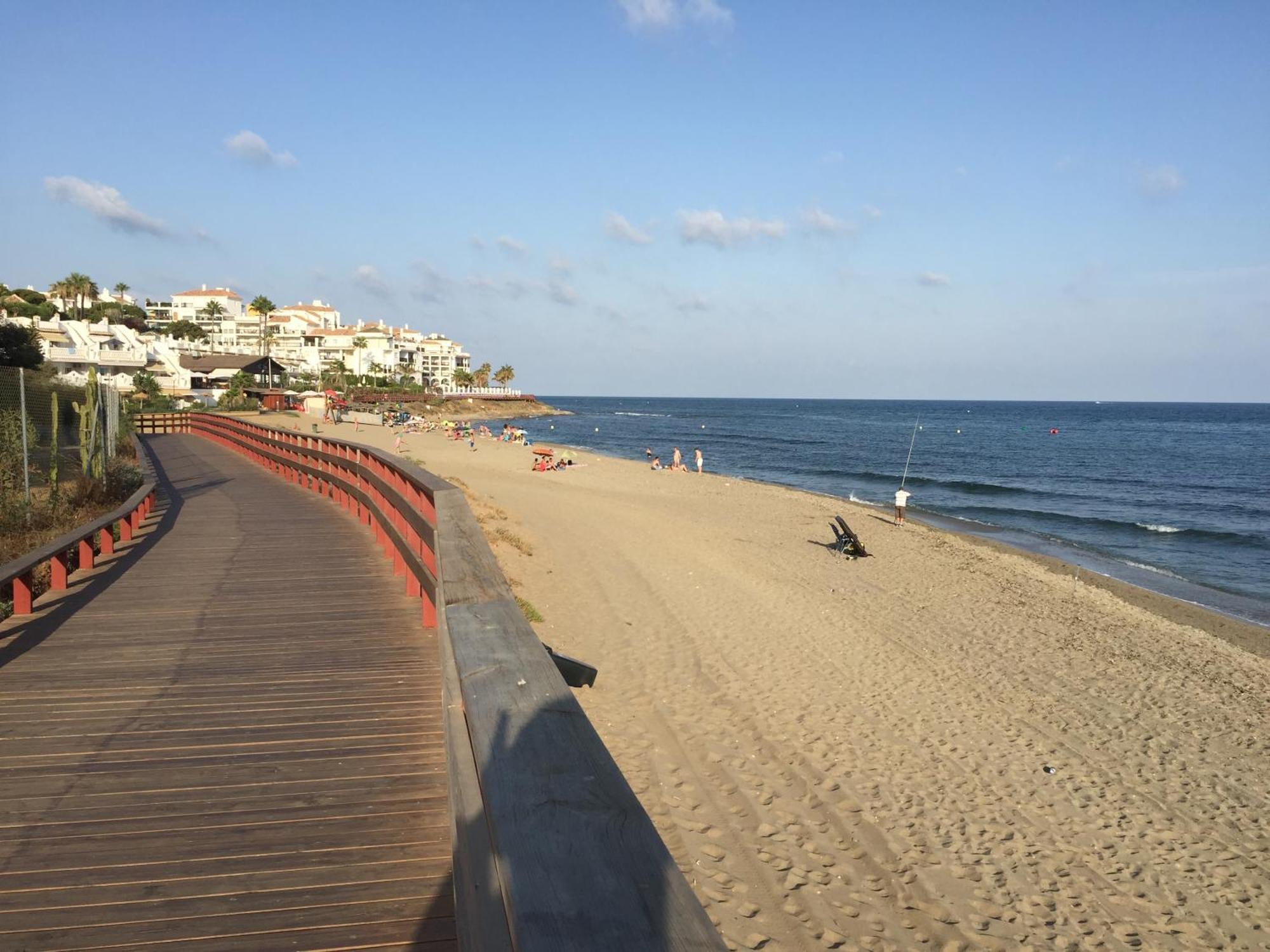 Urbanization On The Beach Front 1-3 La Cala De Mijas Luaran gambar