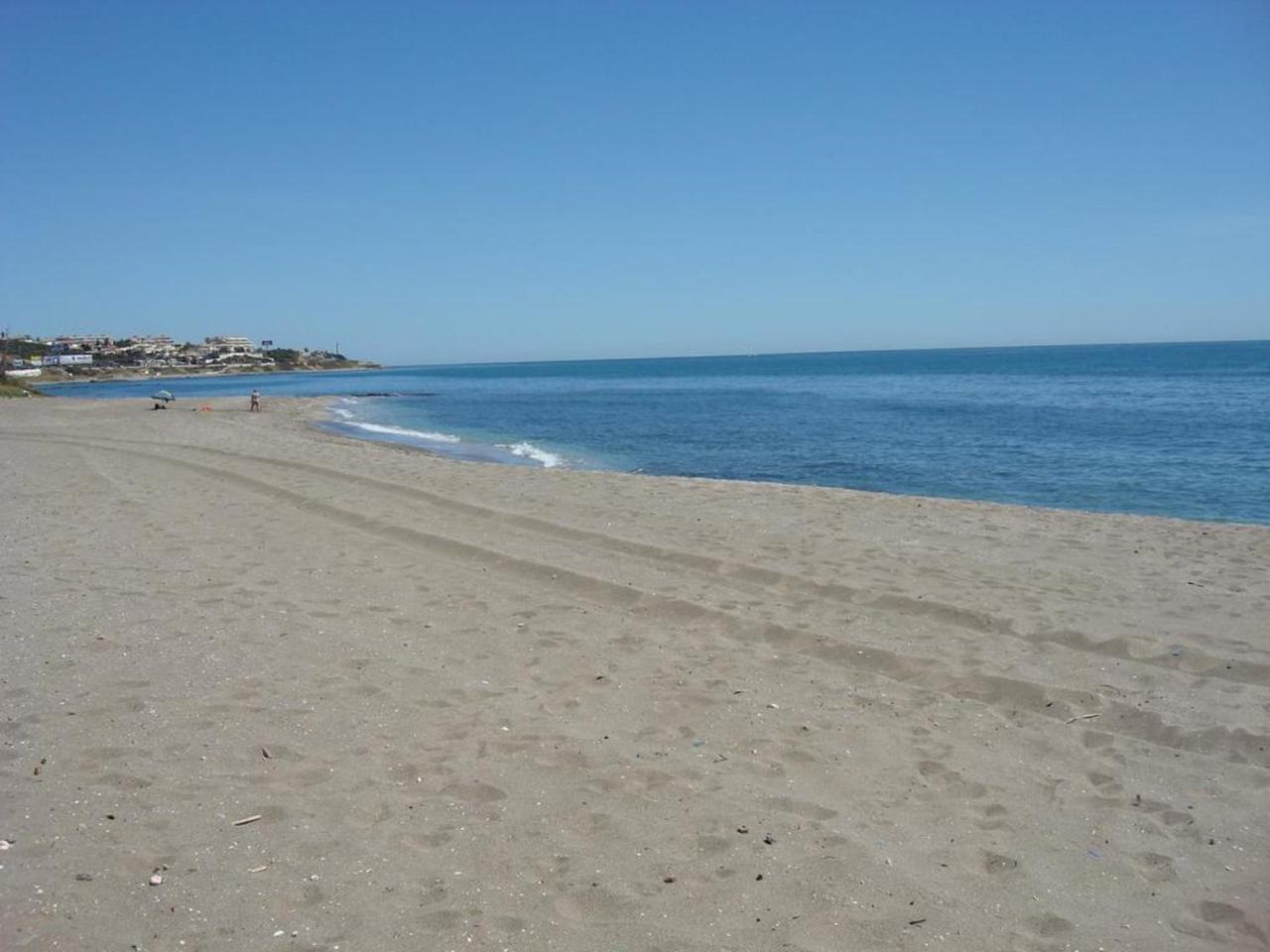 Urbanization On The Beach Front 1-3 La Cala De Mijas Luaran gambar